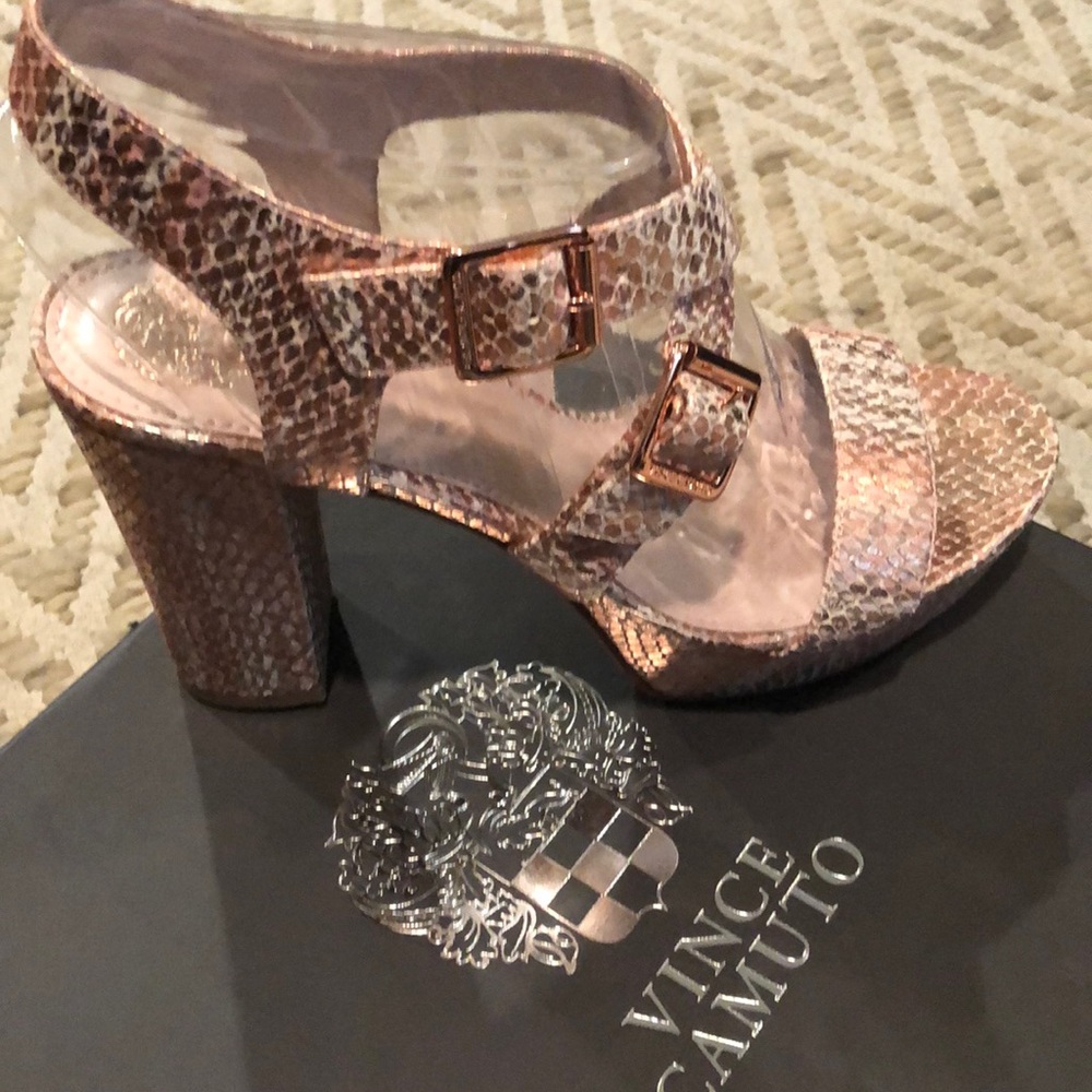 Vince Camuto metallic heels